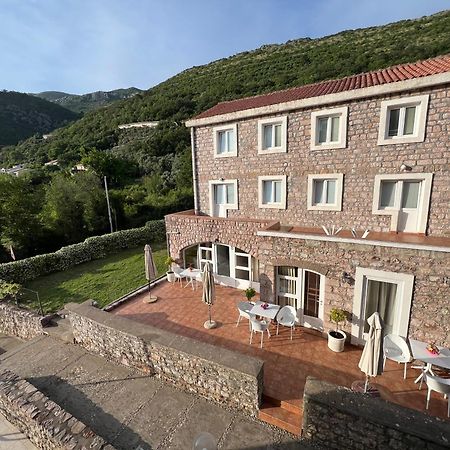 Apartments Pavlovic Petrovac Luaran gambar