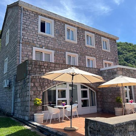 Apartments Pavlovic Petrovac Luaran gambar