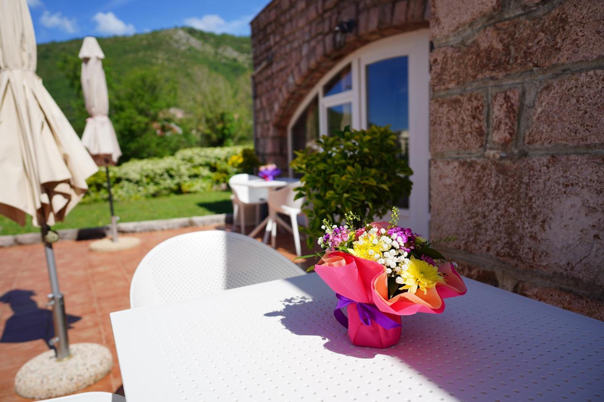 Apartments Pavlovic Petrovac Luaran gambar