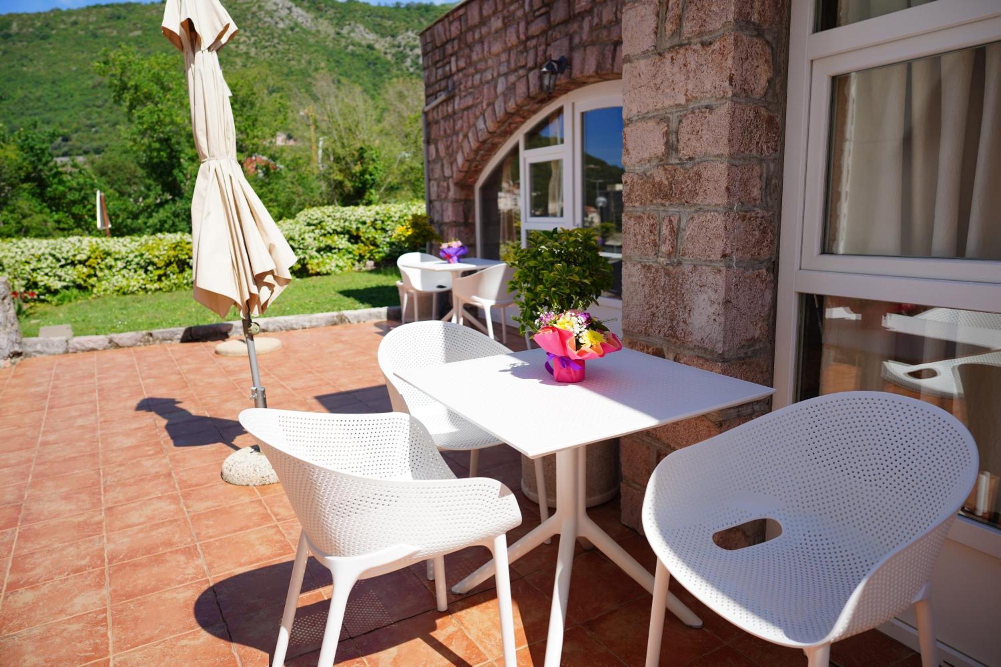 Apartments Pavlovic Petrovac Luaran gambar