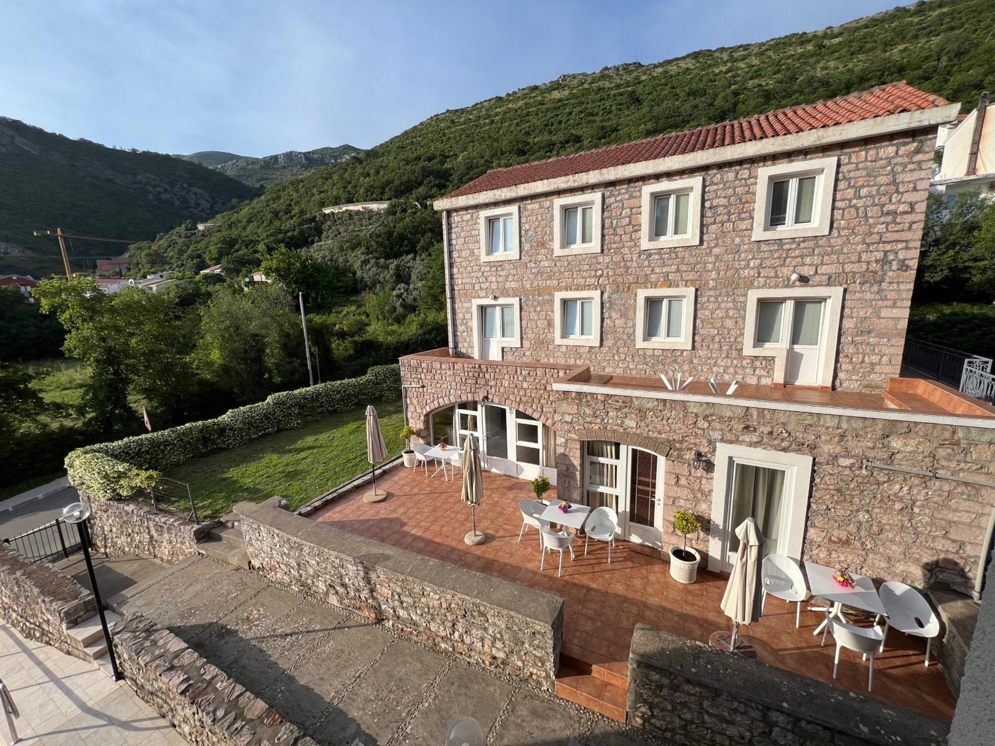 Apartments Pavlovic Petrovac Luaran gambar