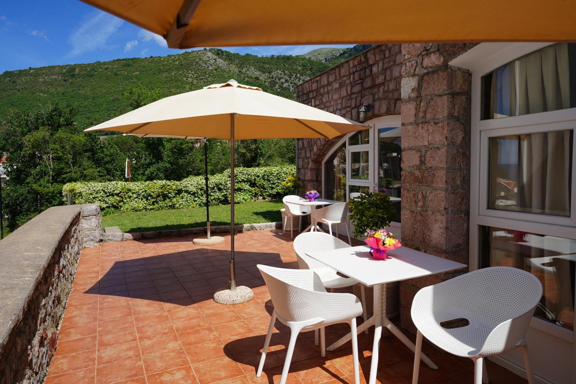 Apartments Pavlovic Petrovac Luaran gambar