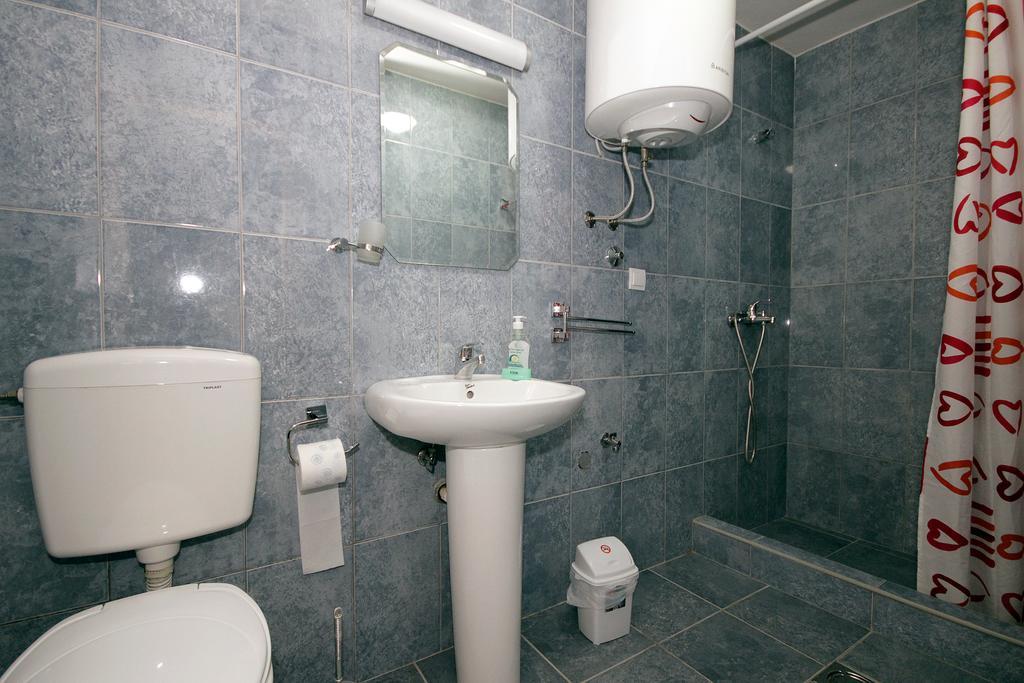 Apartments Pavlovic Petrovac Luaran gambar