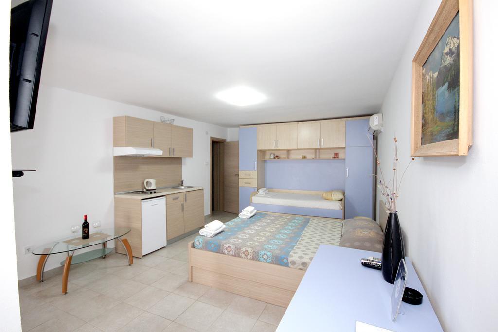 Apartments Pavlovic Petrovac Luaran gambar