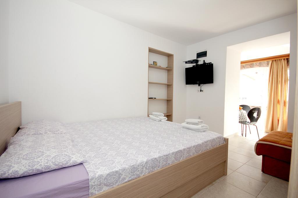 Apartments Pavlovic Petrovac Luaran gambar